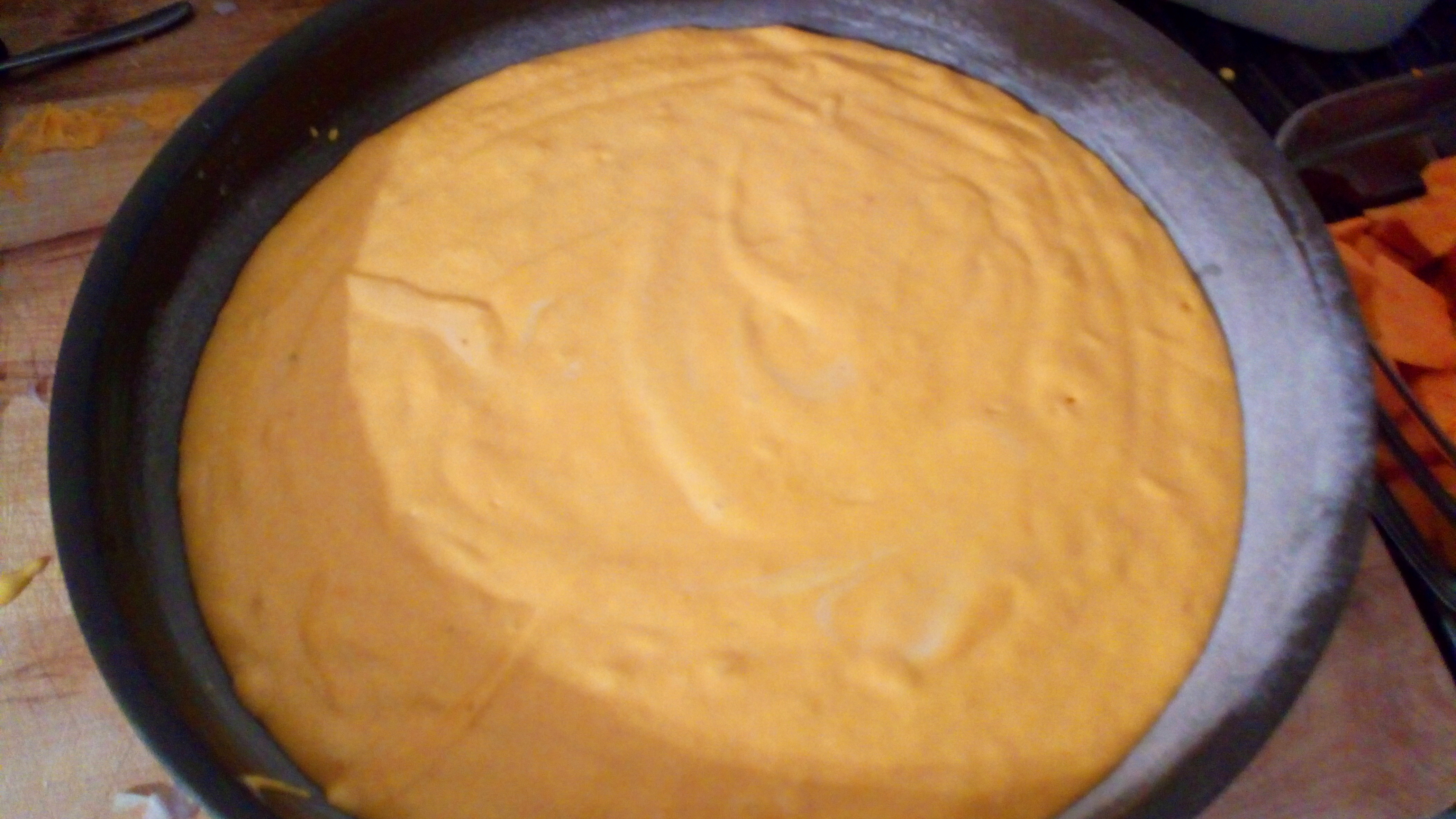 Mettre dans le moule à génoise chemisé au préalable ( beurré et légèrement fariné. Mettre à cuire au four 25 min 180 °. Pour in te baker mould butterede and floured . Bake in the oven for 25 minutes 356 ° F