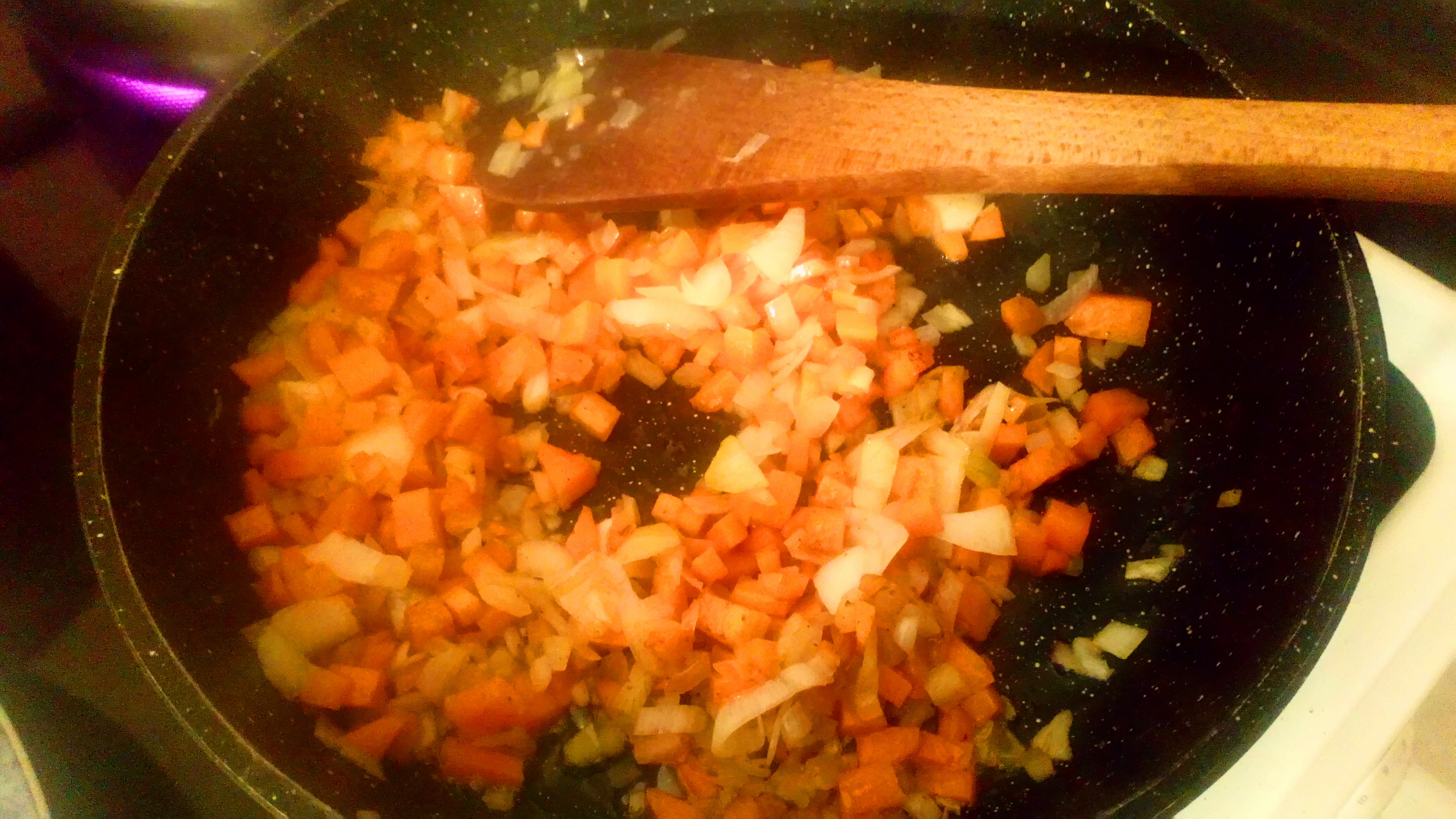 Bien les faire suer toujours feu 3/4. Well sweat them on 3/4 burner