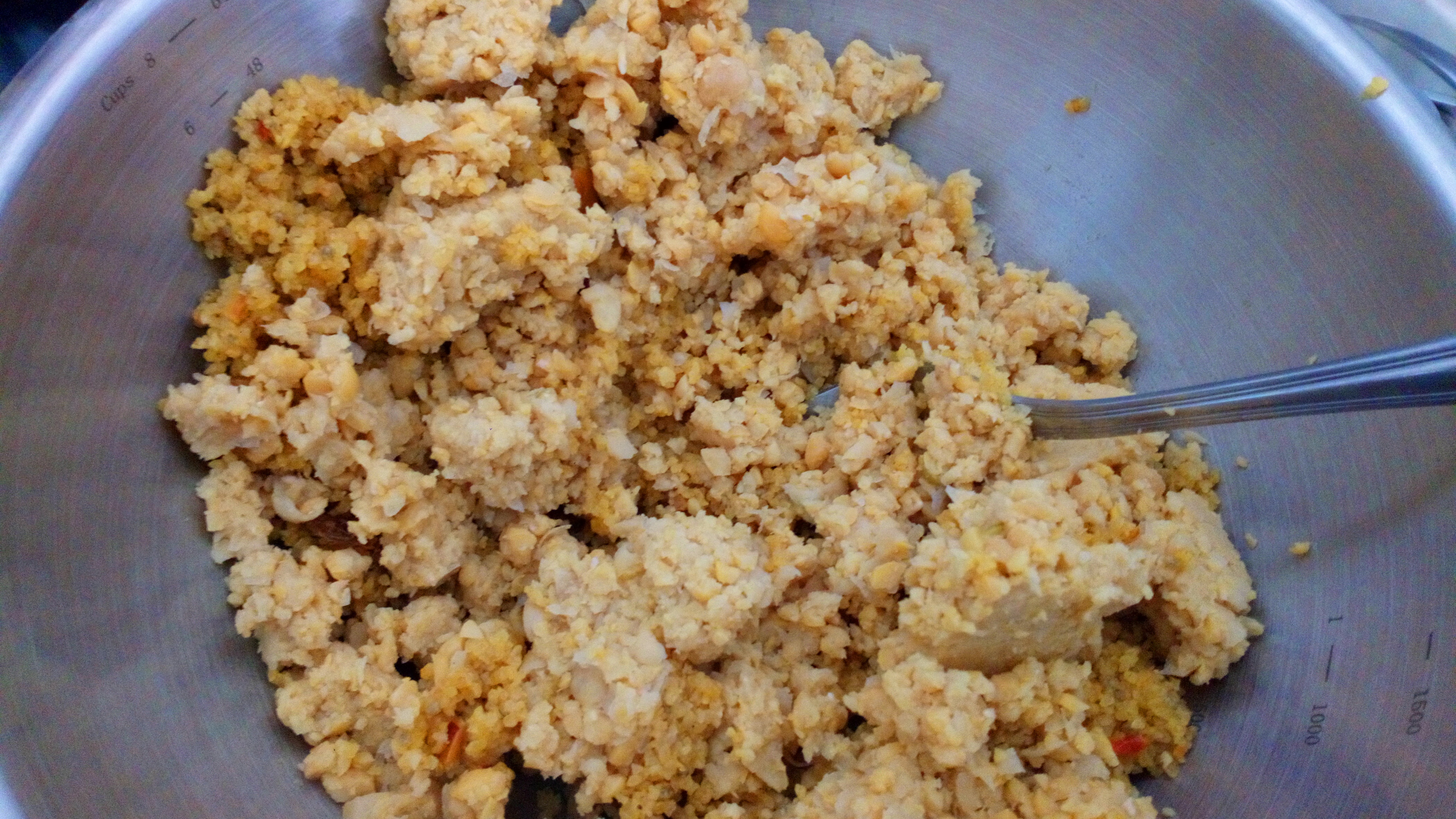 Ajouter 220 gr de pois chiche en boîte mixés , mais pas en purée trop fine. Mix 6 oz of tin chikpeas and add to cereals.