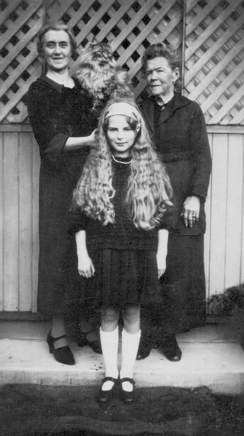 Dulcie May Parkinson - the older lady is possibly Maryanne aged early 70's (Dulcie's grandmother) unknown woman holding cat.