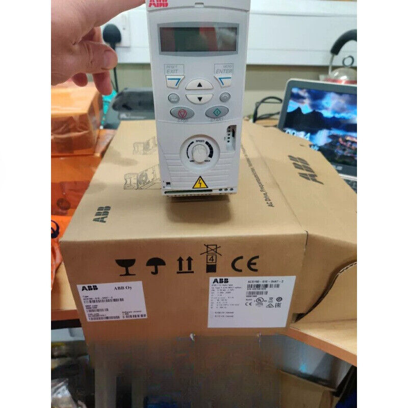 1PC New ABB ACS150-01E-04A7-2 Inverter 0.75KW 220V Expedited Shipping - Görsel 2
