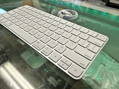 Genuine Apple Magic Keyboard with Touch ID for m1/m2 Macs White / Silver  A2449 - Görsel 3