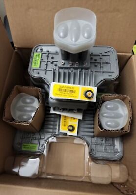 LOT Of 4 DIRECTV SWM3 4k LNB 3D2LNBR0-02 Satellite DTV SWiM 3 LNBF 22 TUNERS - Görsel 1