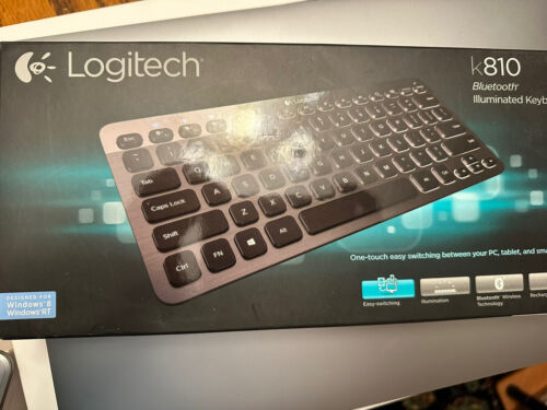Logitech K810 Illuminated Bluetooth Wireless Keyboard - RARE! - Görsel 1