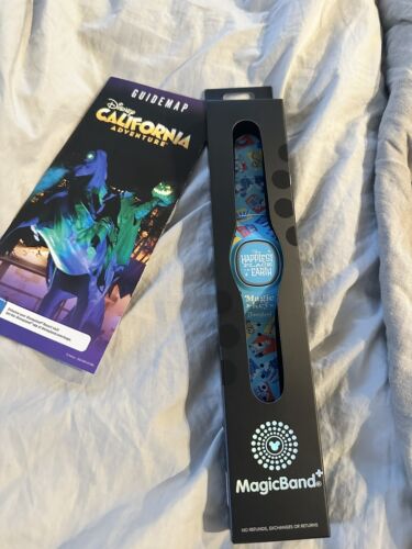 MagicBand + Magic Band Plus  Disney Quote Happiest Place On Earth Blue - Görsel 1