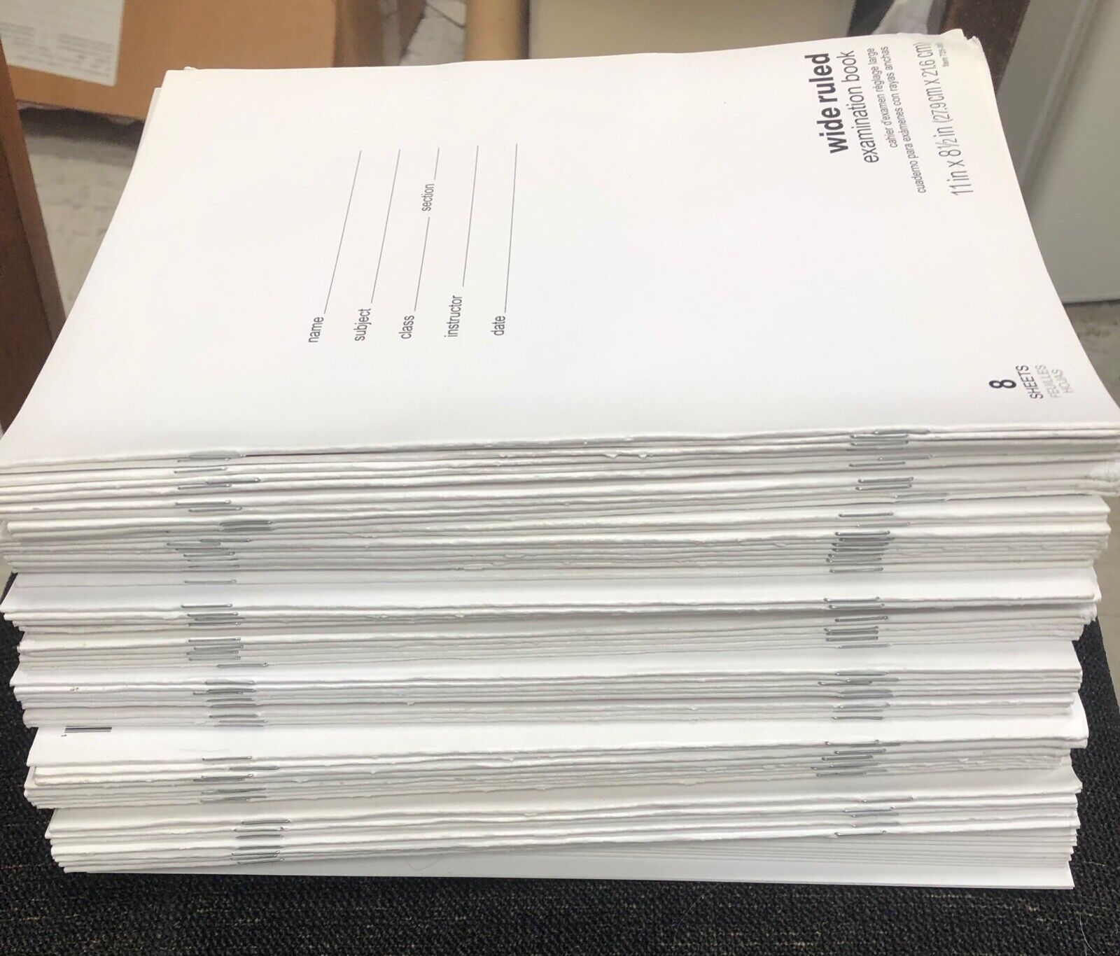 Office Depot 8 SHEET WIDE RULED EXAMINATION BOOK BUNDLE OF 70 BRAND NEW! - Görsel 2