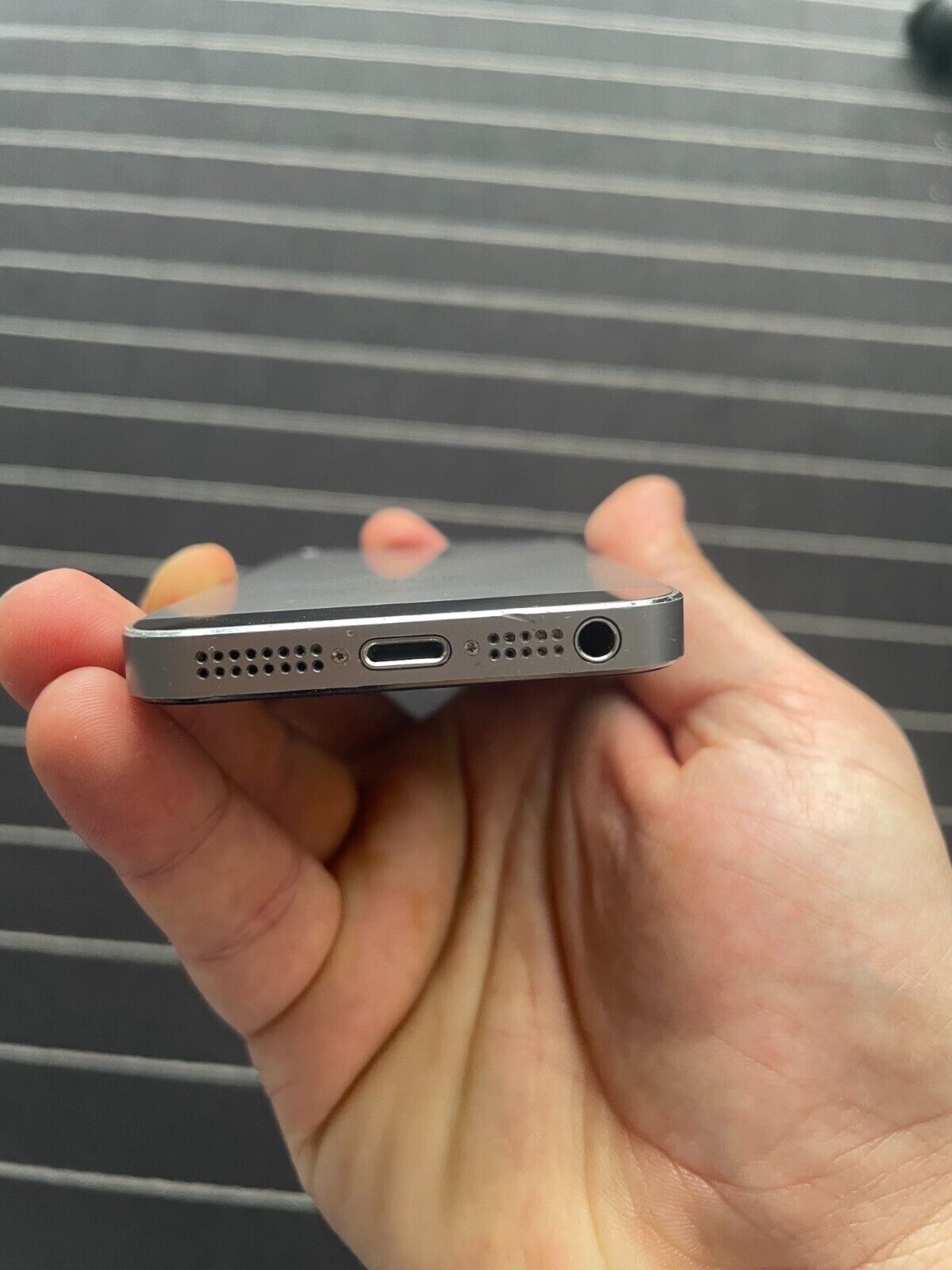 Apple iPhone 5s - 16GB - Space Grau (Ohne Simlock) A1457 (GSM) - Görsel 2