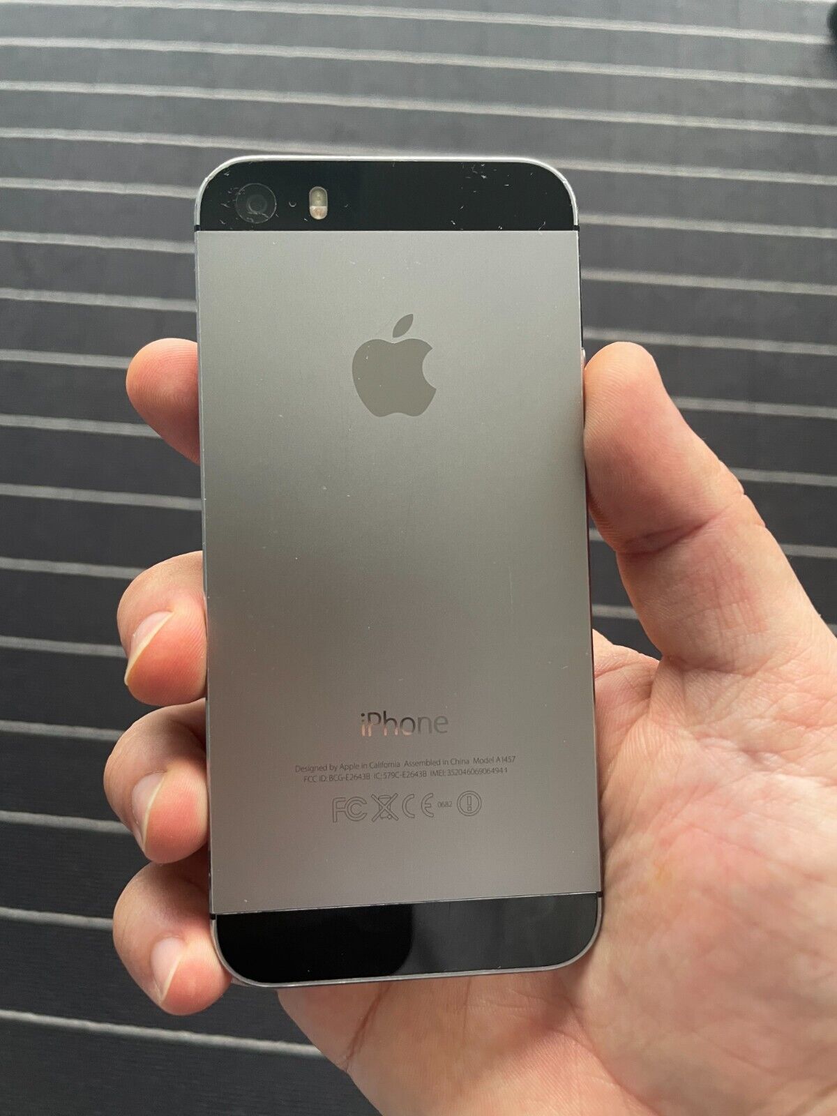 Apple iPhone 5s - 16GB - Space Grau (Ohne Simlock) A1457 (GSM) - Görsel 4
