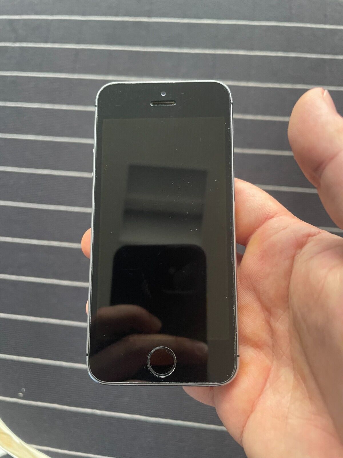 Apple iPhone 5s - 16GB - Space Grau (Ohne Simlock) A1457 (GSM) - Görsel 5