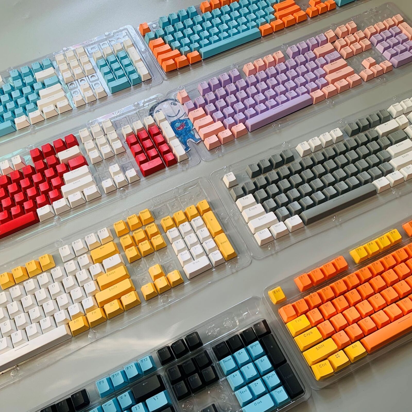 104 Pcs Mechanical Keyboard Keycaps Set OEM Backlit Two-Color ABS Purple Key Cap - Görsel 1