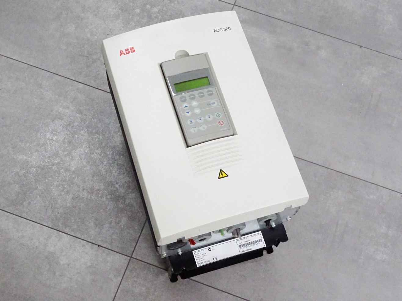 ABB ACS600 ACS60100163 - Görsel 1