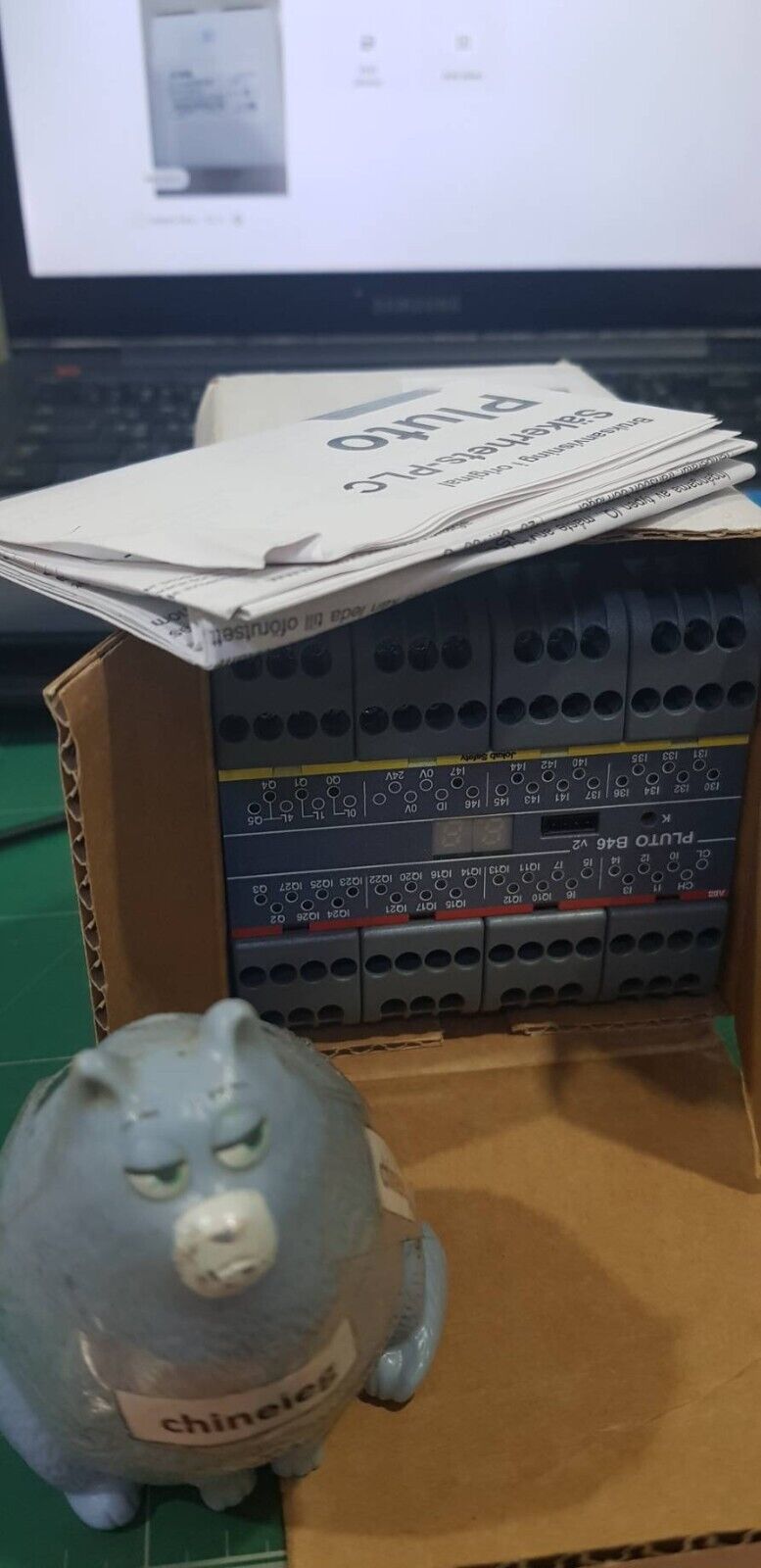 ABB  Pluto B46 V2 2TLA020070R1700 Programmable Safety Controller PLC  NOB - Görsel 6