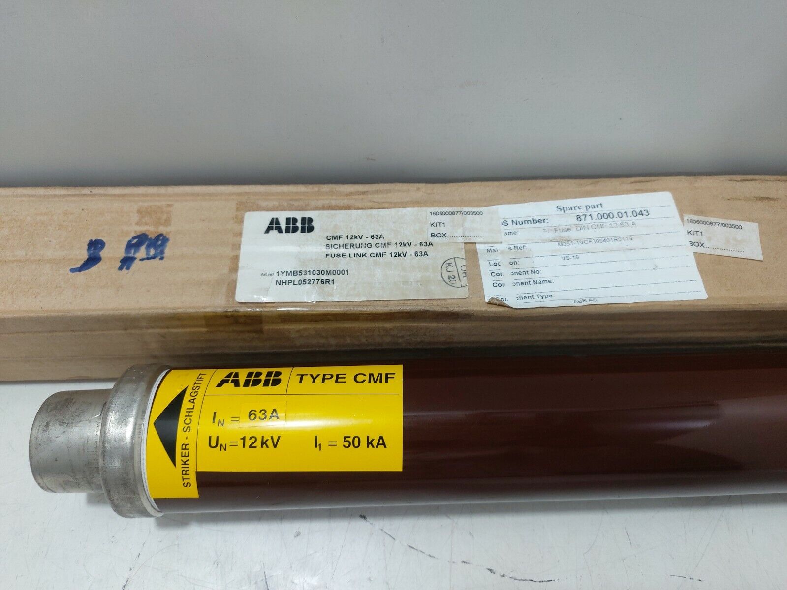 ABB NHPL052776R1 TYPE CMF 12KV 63A FUSE - Görsel 1