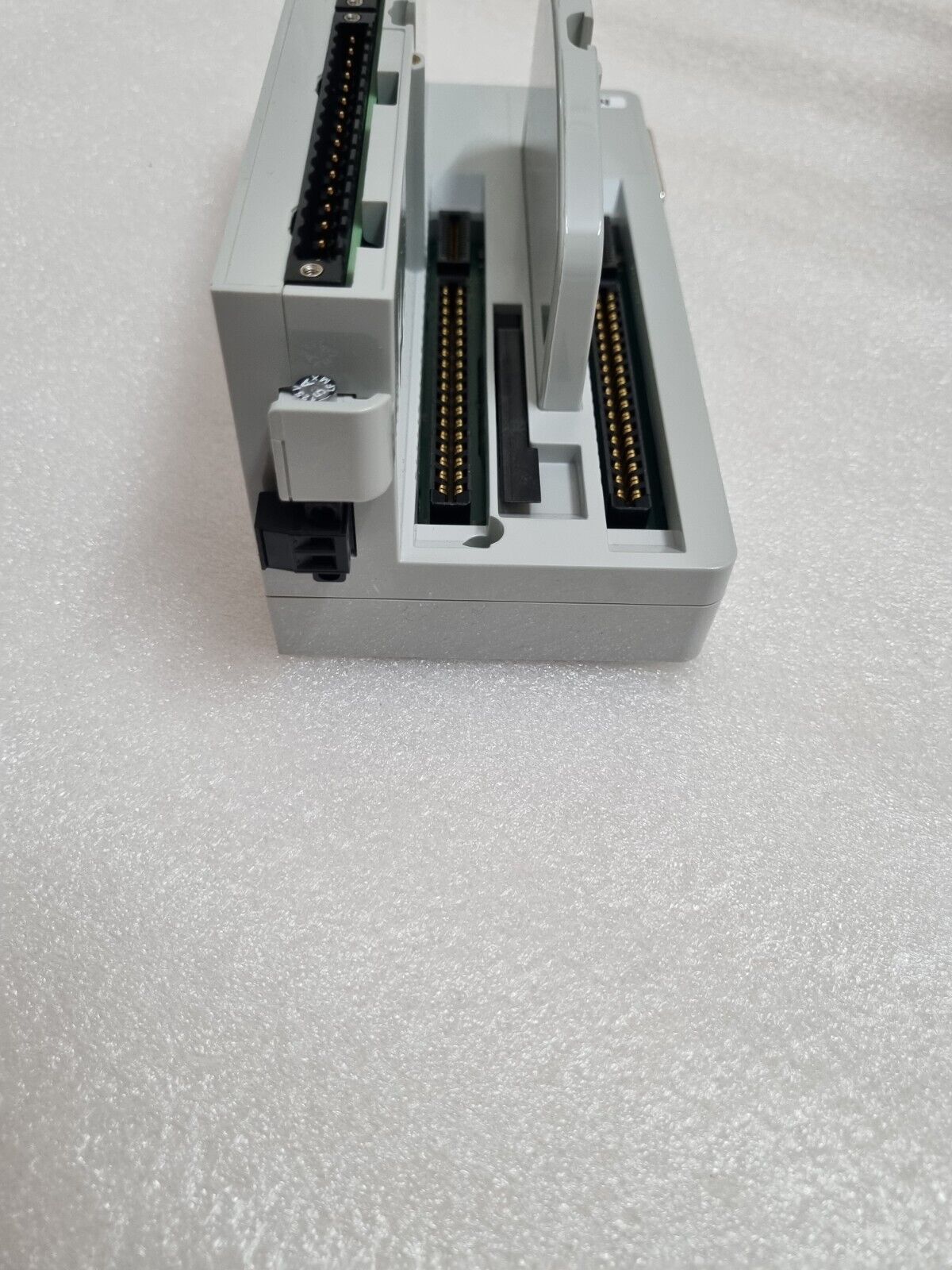 ABB 2VAA008961R1 HBR01-FPN HORIZ. BASE, REDUNDANT MODULES, FEILD POWER NEUTRAL - Görsel 8