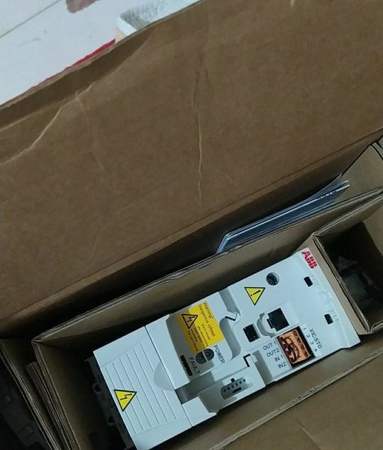 New 1PC ABB ACS355-03E-04A1-4 380V 1.5KW Inverter Expedited Shipping - Görsel 3