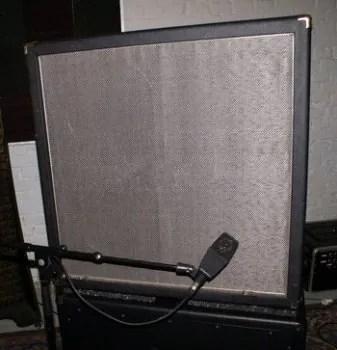Valhallir – DZ NL 4×12 (WAV)