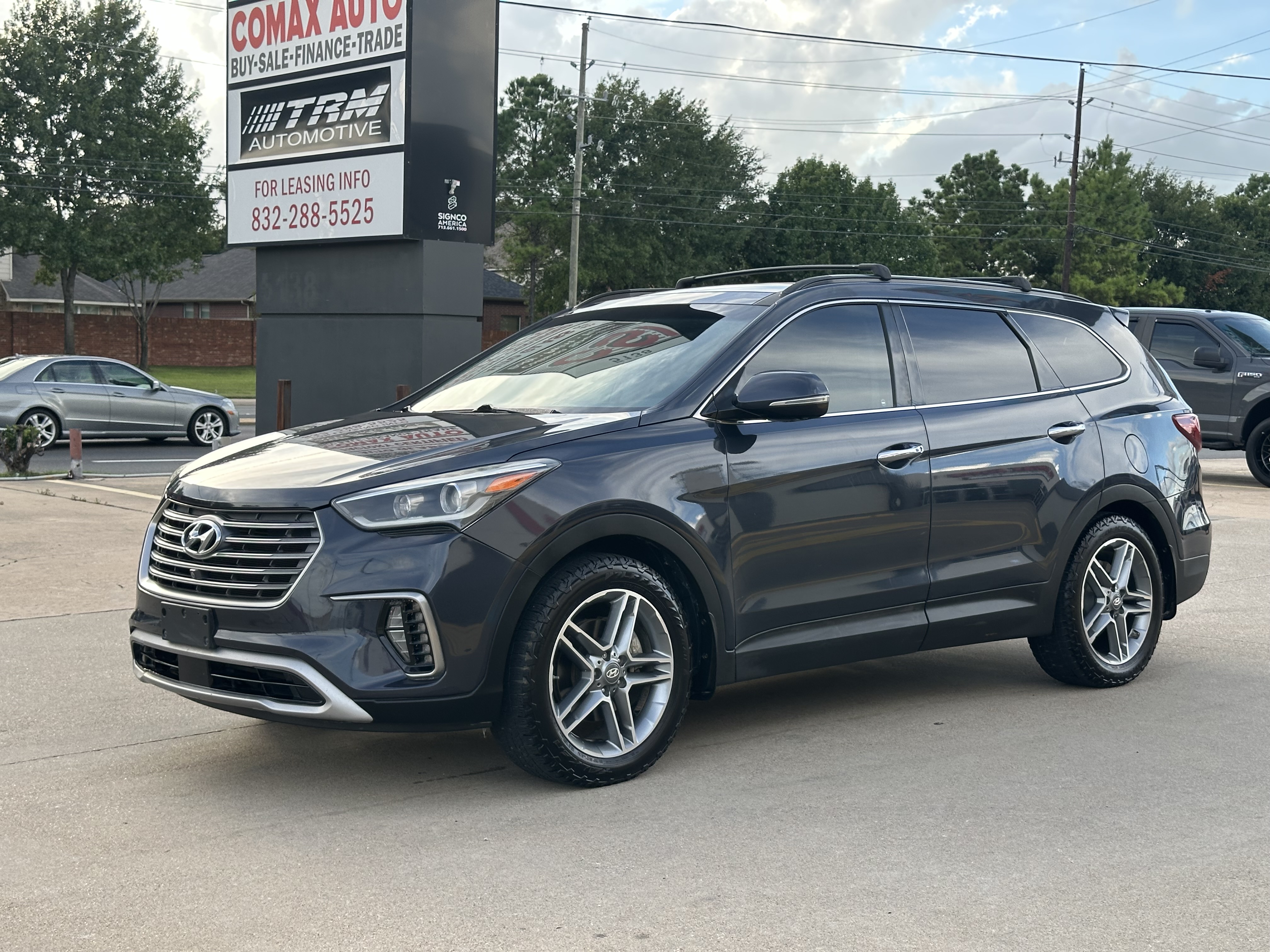 2017 Hyundai Santa Fe SE Ultimate Sport Utility 4D