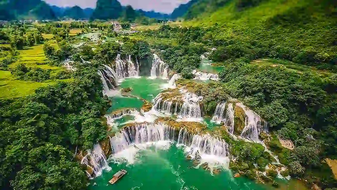Cao Bang – Ban Gioc Waterfall, Vietnam