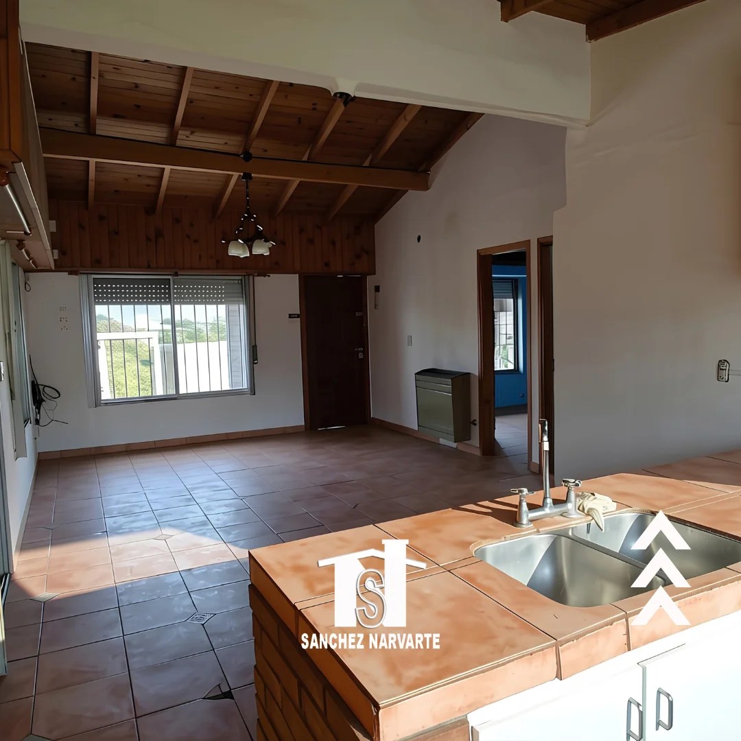 Casa en alquiler en Tres Arroyos - living cocina comedor