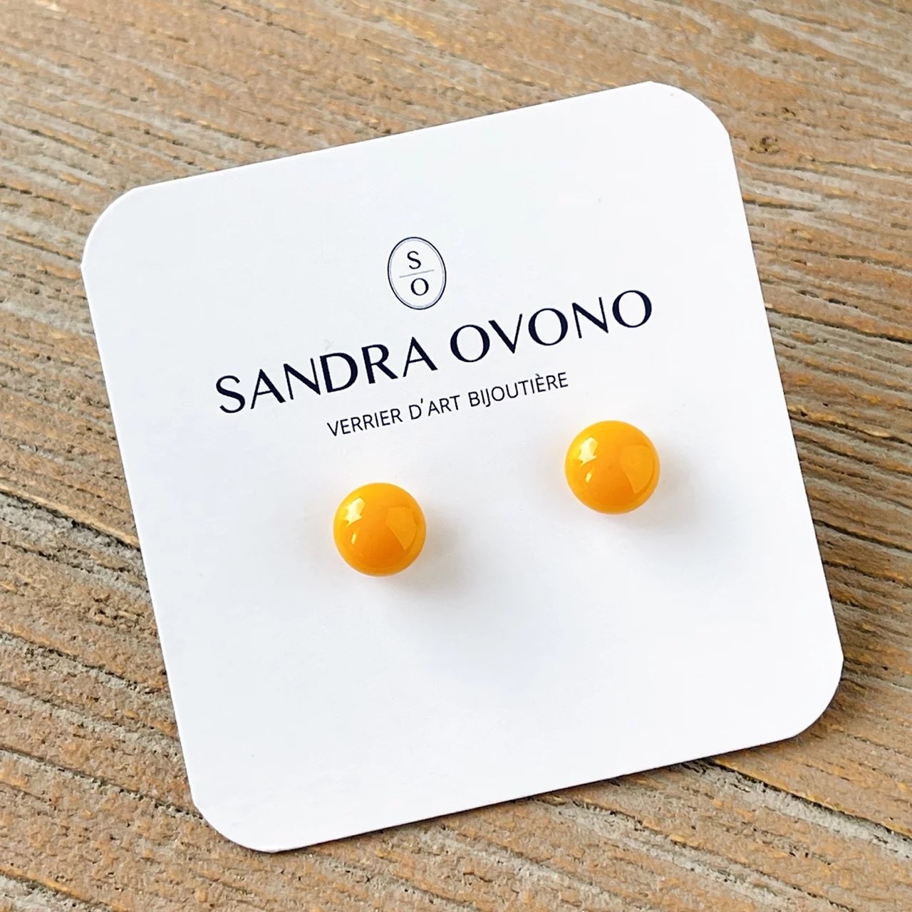 Boucles d'oreilles puces puces orange en verre artisanal