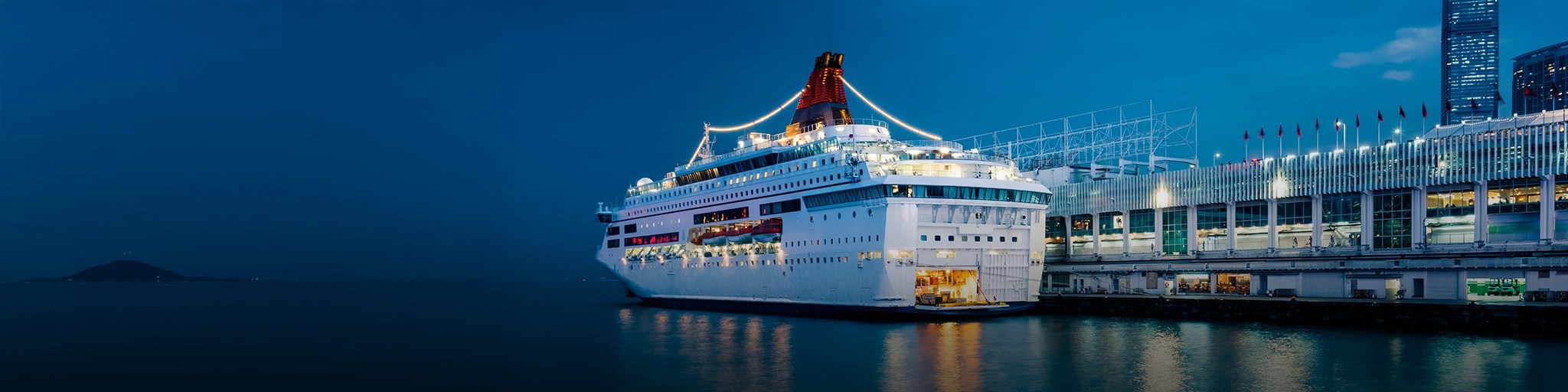 Cruise near the port