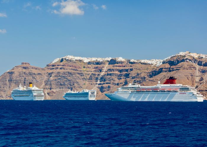 Cruises To Santorini 5 Reasons Not To Do A Santorini Cruise