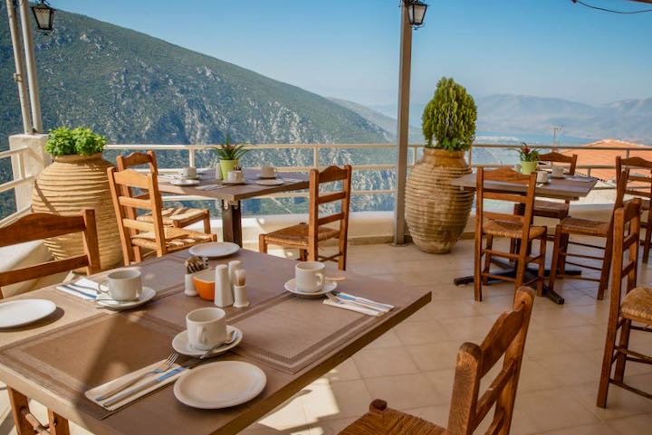 6 best hotels in delphi