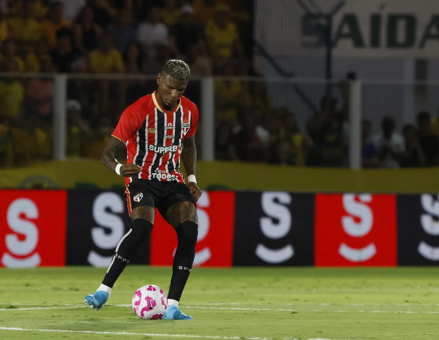 São Paulo está com dificuldade de se livrar de Arboleda | Blog do São Paulo