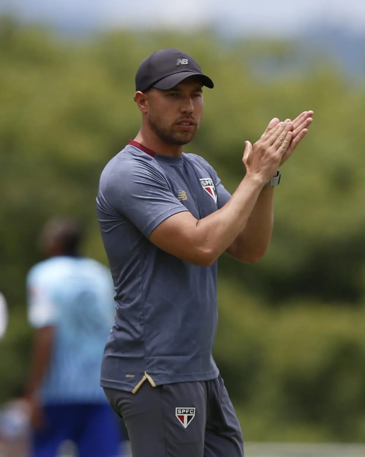 De graça! Jornalista denuncia que São Paulo liberou Allan Barcellos sem multa | Blog do São Paulo
