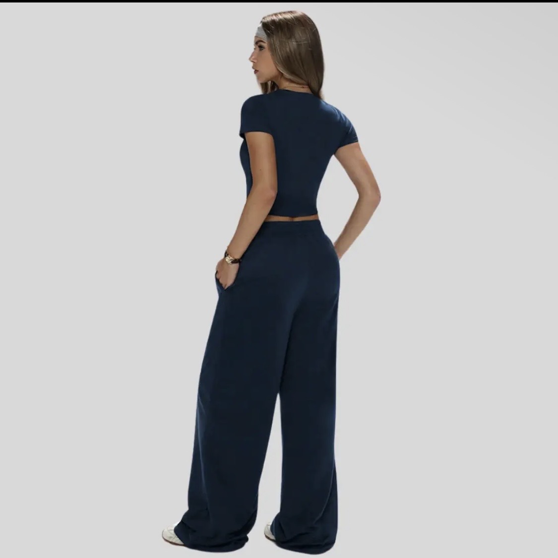 Sapa Ease Short-short Sleeve crop top and Wide-Leg Pants Set