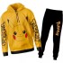 Conjunto deportivo amarillo y negro para niño de Pikachu Pokémon con sudadera con capucha y pantalón.