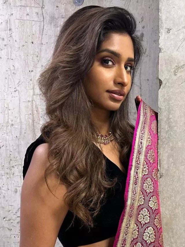 Mathumitha Ragunathan - Pink multi color fusion style saree