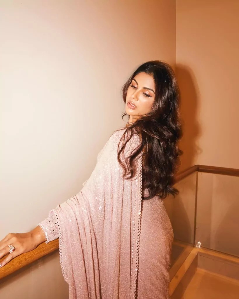 Samyuktha Menon - Peach Sequence Saree