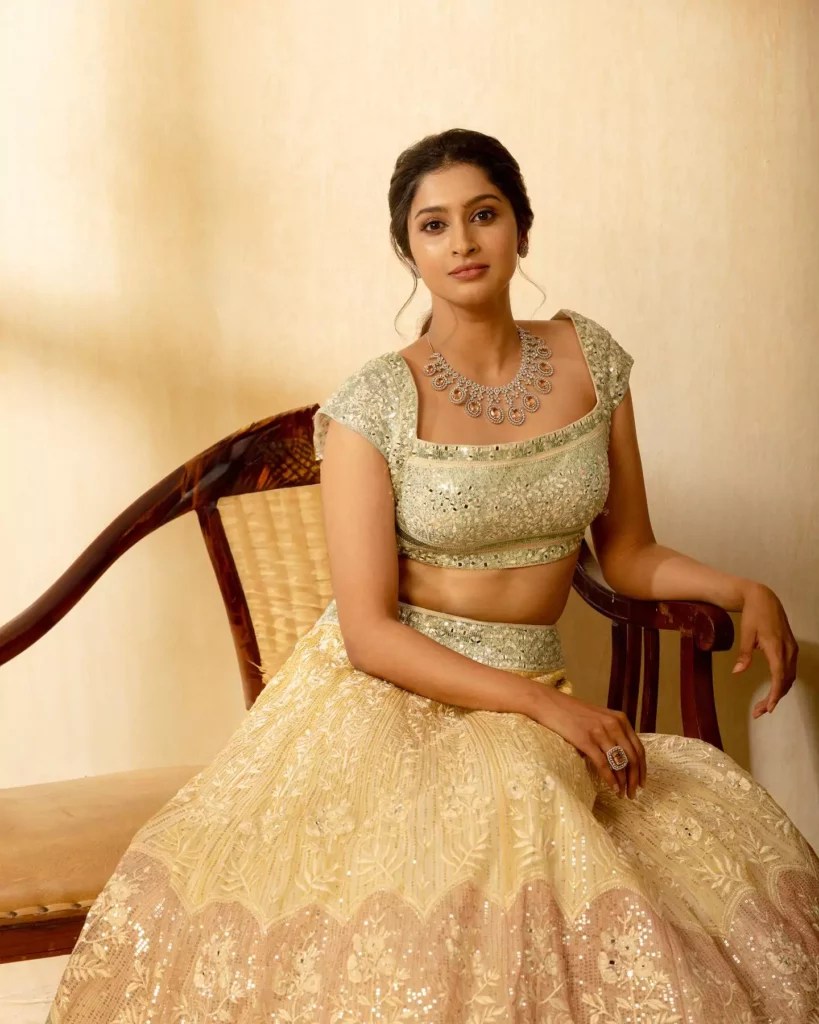 Tanya Ravi Chandran's Golden Bridal Lehenga