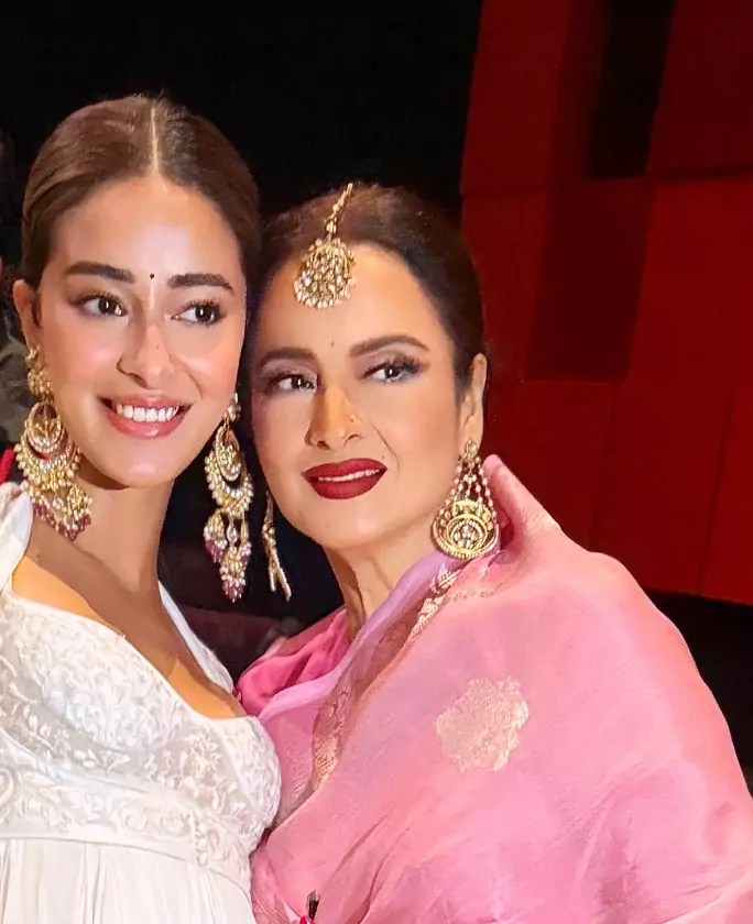 Ananya Pandey with Rekha at Umrao Jaan tribute event