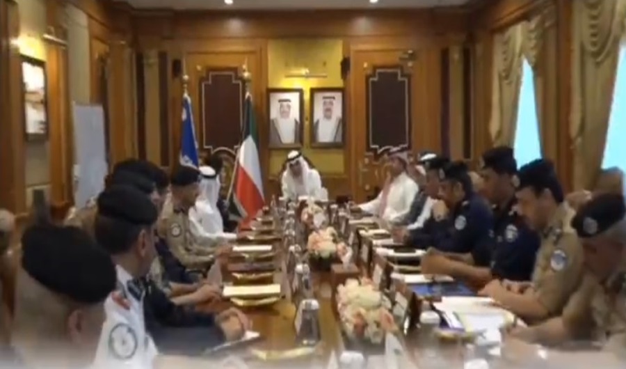 وزير الداخلية: الاستعانة بالطيران العامودي لرصد تعديات المناطق الصحراوية