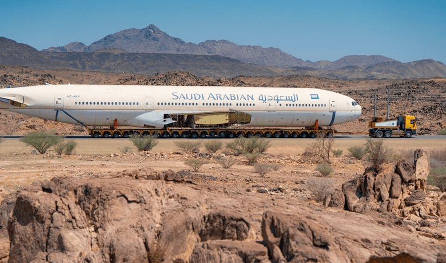 تفاعل سعودي كبير مع رحلات &laquo;بوينغ&raquo; البرية.. وآل الشيخ يهدي الجمهور 6 سيارات فاخرة