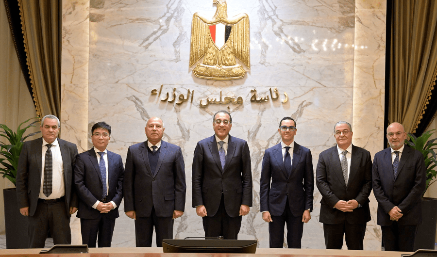 مصر: توقيع عقد لتصنيع سيارة «ام جي» الصينية باستثمارات قدرها 135 مليون دولار مصر: توقيع عقد لتصنيع سيارة «ام جي» الصينية باستثمارات قدرها 135 مليون دولار