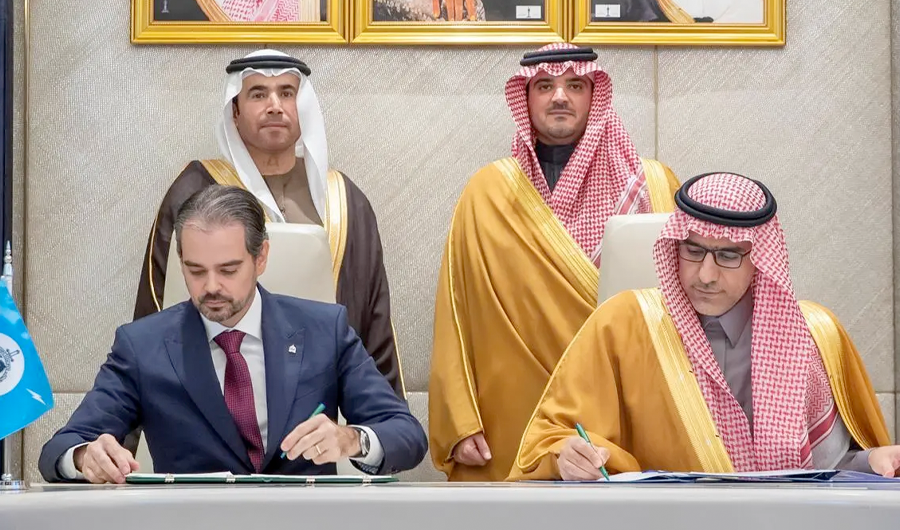 السعودية توقع اتفاقية لإنشاء مكتب إقليمي للانتربول بالشرق الأوسط وشمال إفريقيا على أراضيها