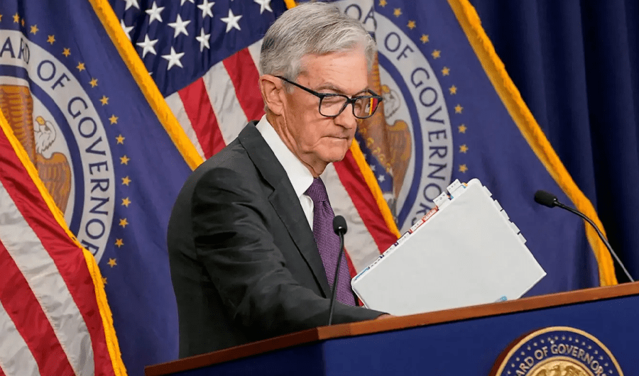 &laquo;الاحتياطي الفيدرالي&raquo; يبقي على أسعار الفائدة.. بين %4.25 و%4.5