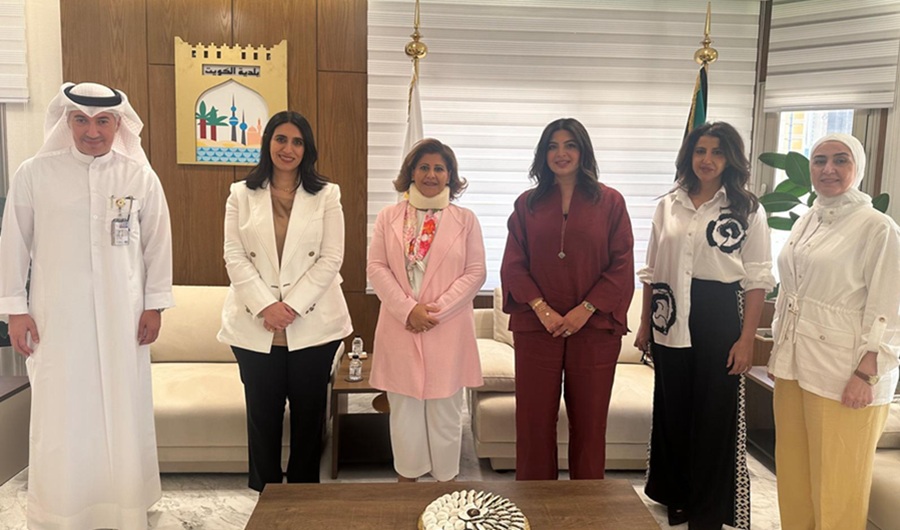 بلدية الكويت و&laquo;الخارجية&raquo; تبحثان التعاون في تنفيذ كود البناء لخدمة أصحاب الهمم