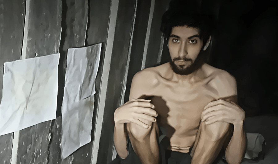 &laquo;يأكلون مما نأكل&raquo;.. القسام تبث مشاهد أسير إسرائيلي بجسد هزيل&lrm;