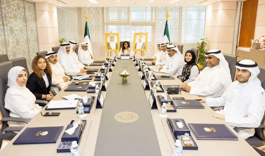 وزيرة الأشغال تترأس اجتماعاً للجنة الوزارية لمتابعة الاتفاقيات ومذكرات التفاهم الموقعة مع الصين