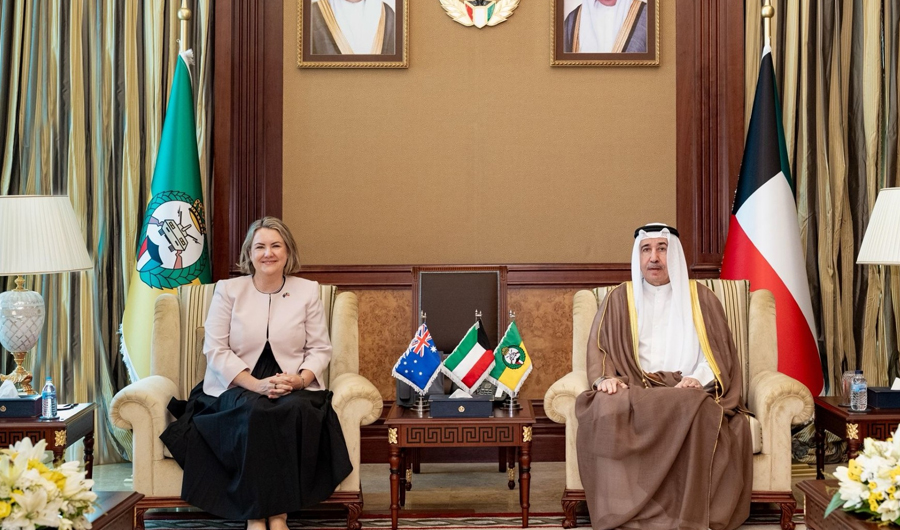 رئيس الحرس الوطني يبحث مع سفير أستراليا تعزيز العلاقات المتميزة بين البلدين
