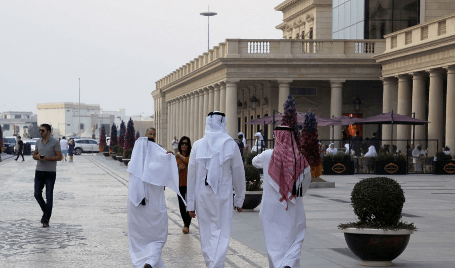قطر تصدر قراراً بإغلاق المحال التجارية أثناء صلاة الجمعة