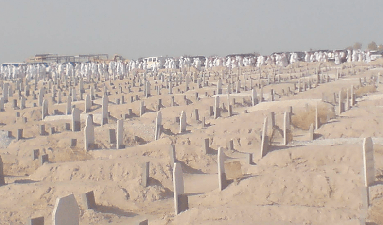 &laquo;البلدية&raquo;: دفن الجنائز.. 9 صباحاً وبعد العصر