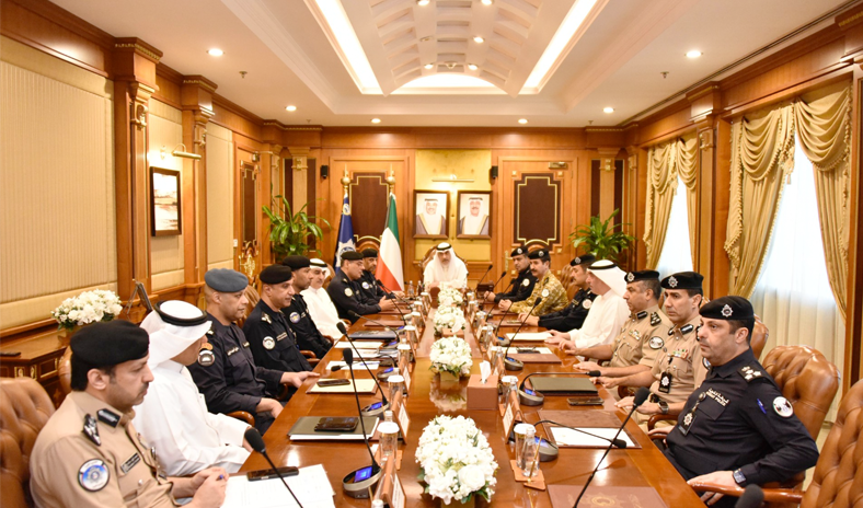 اليوسف: رفع الجاهزية لضمان سرعة الاستجابة لأي طارئ اليوسف: رفع الجاهزية لضمان سرعة الاستجابة لأي طارئ