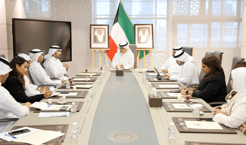 وزير التجارة: قطاع التوصيل ركيزة أساسية في تنشيط الحركة الاقتصادية وزير التجارة: قطاع التوصيل ركيزة أساسية في تنشيط الحركة الاقتصادية