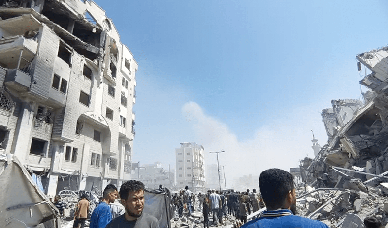 رابطة العالم الإسلامي تحذر من التداعيات الكارثية للعمليات العسكرية الموسعة لاجتياح غزة