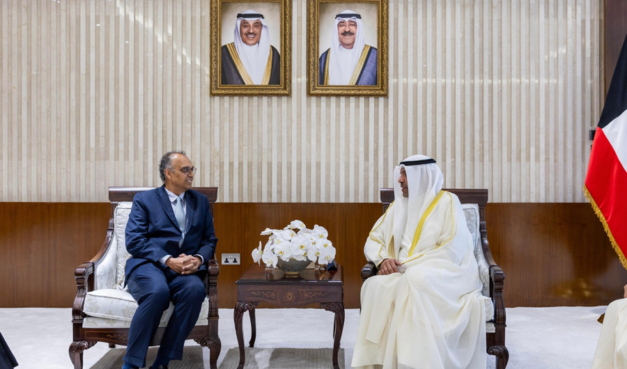 وزير الخارجية يتسلم نسخة من أوراق اعتماد سفير هولندا الجديد لدى البلاد